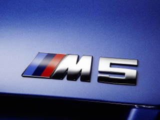 Illustration for article titled 2012 BMW M5: First Photos